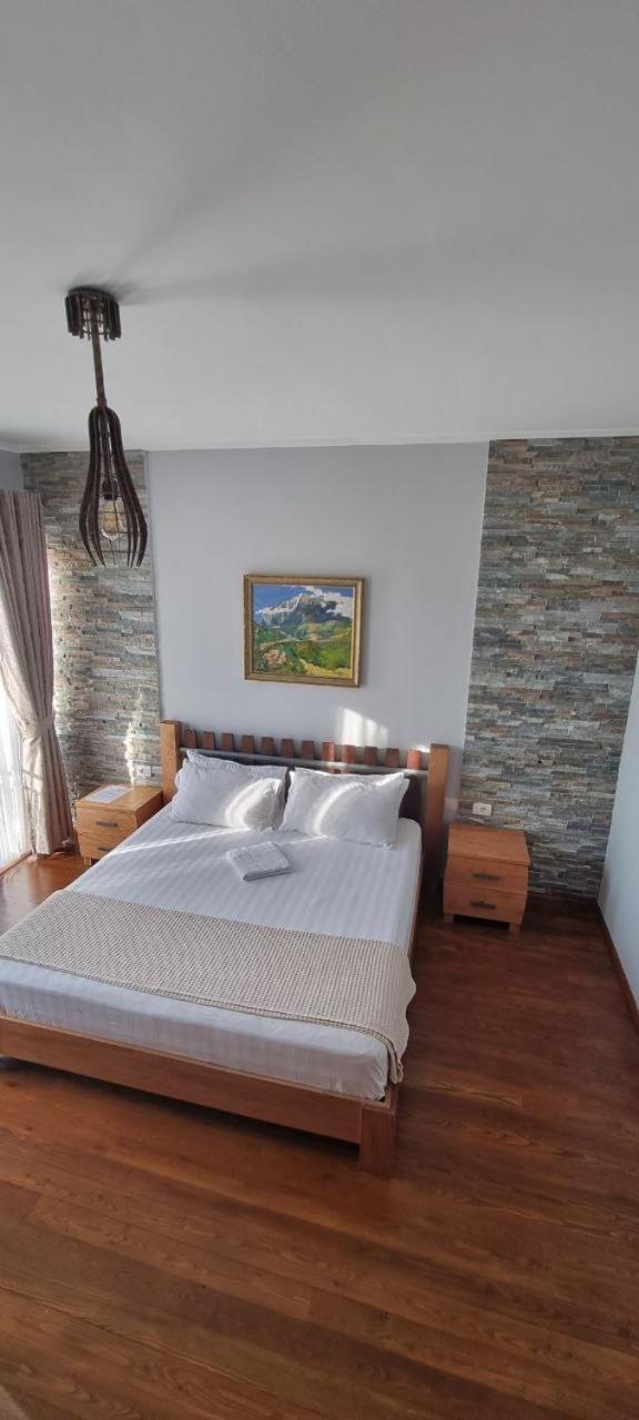 Nurellari Winery Cellar And Guest House 베라트 외부 사진